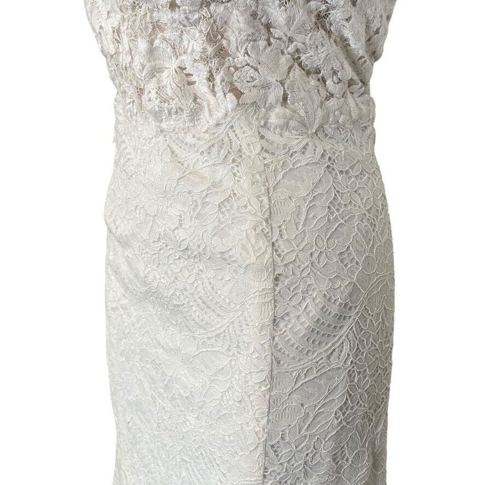 Melissa Sweet Ivory Lace V-Neck Trumpet Wedding Gown - Picture 10 of 16